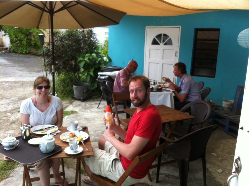 Vicky'S Keys Hostel Upper Princeʼs Quarter 外观 照片