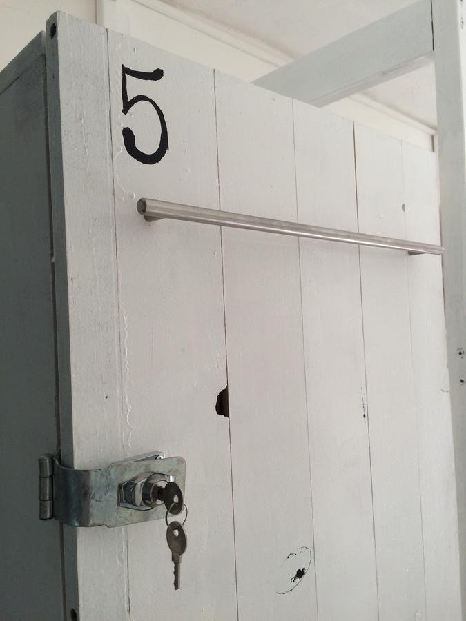 Vicky'S Keys Hostel Upper Princeʼs Quarter 外观 照片